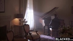 A fekete zongoraművész megdugja a szőke menyasszonyt Thumb